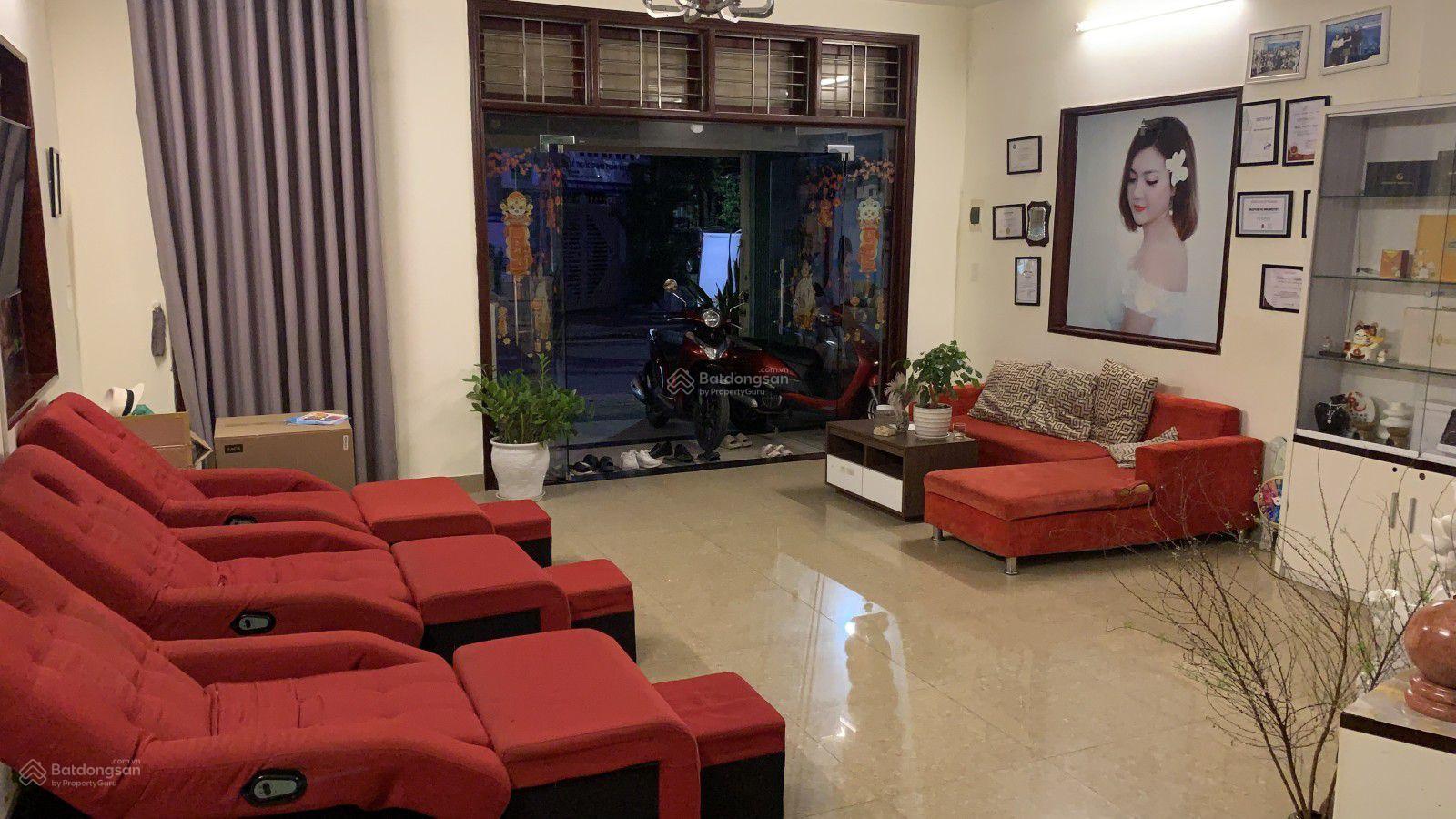 Phòng khách nhà dương đình nghệ